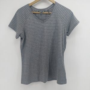 Toad&Co Swiffy V Neck Short Sleeve Tee in the "Heather Grey Stripe"  Size M